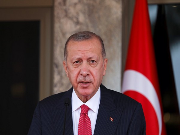 Turkish President honours Israeli rescue workers