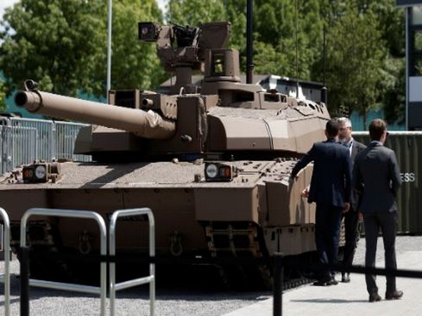 France to send more tanks, vehicles to Ukraine