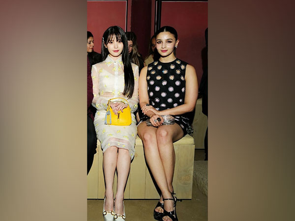 Alia Bhatt poses with K-pop singer IU