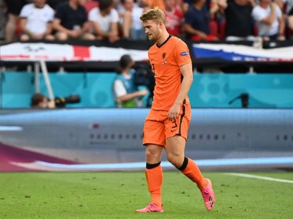 Matthijs de Light ruled out ahead of semi-final clash