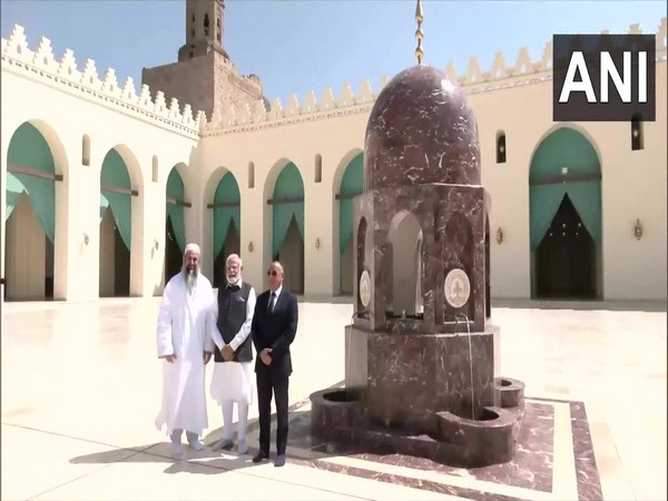 PM Modi visits Al-Hakim Mosque in Cairo, Egypt