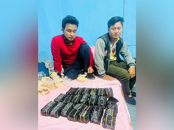 Drug weighing 4.691 kgs seized by police, 2 apprehended