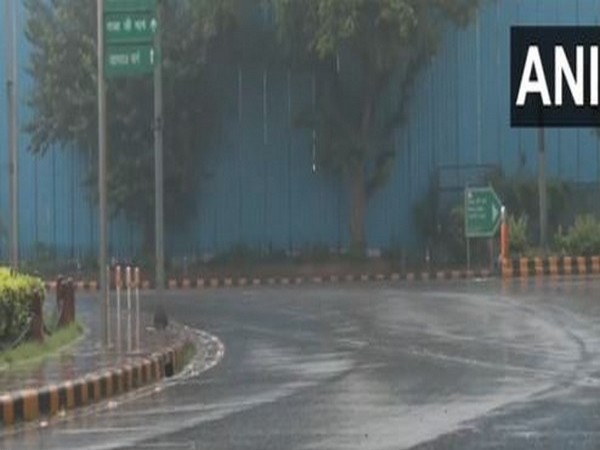 Heavy rain lashes several parts of Delhi-NCR; IMD predicts more showers