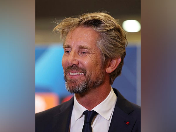 Manchester United goalkeeper Edwin van der Sar in ICU