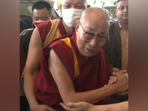 “Chinese want to contact me”: Dalai Lama