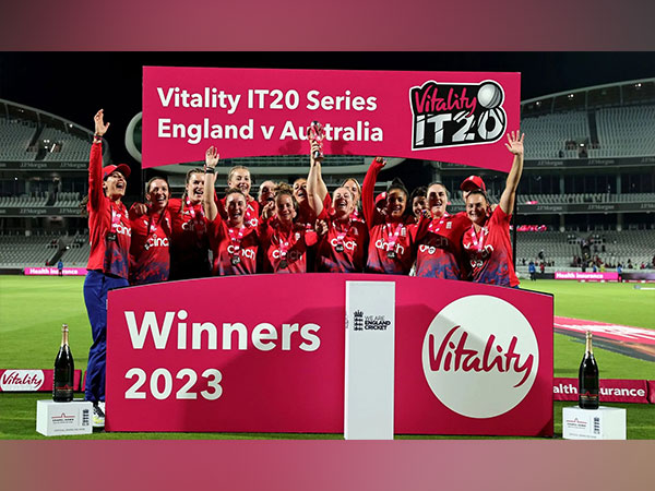 England seal T20I series after winning third match against Australia