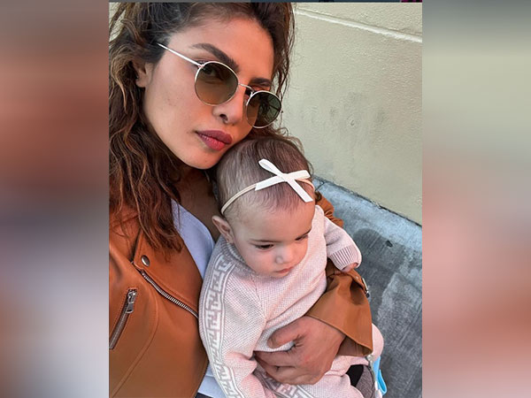 Priyanka treats fans with her daughter’s picture