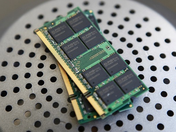 China escalates chip war with new curbs against US