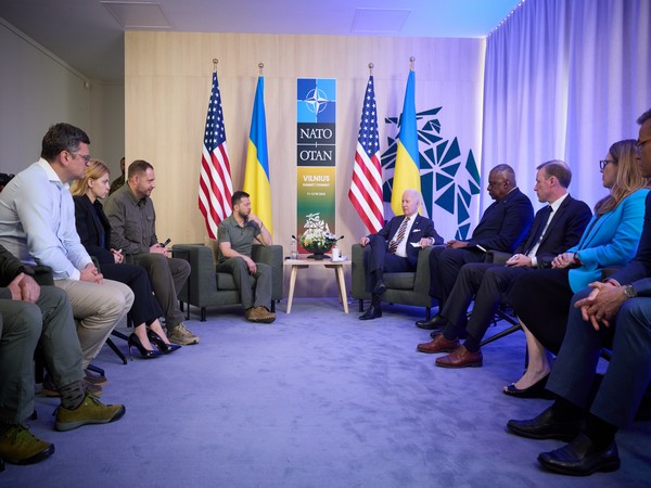 Ukrainian Prez Zelenskyy, US counterpart Biden discuss long-term support, weapons, politics