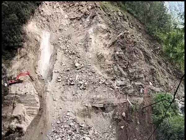 284 people rescued so far from 42 disaster-affected places in Uttarakhand