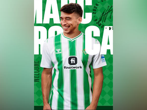 Real Betis sign Marc Roca on loan from Leeds United