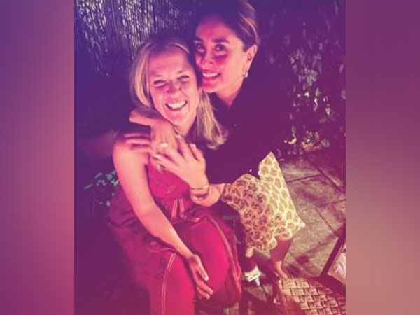 Kareena Kapoor parties with her friend Alexandra Galligan