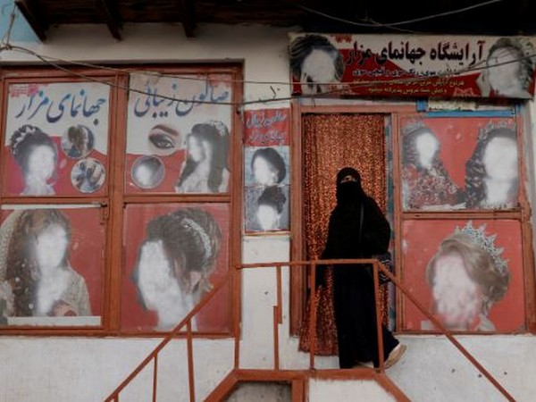 Women makeup artists hold protests in Kabul