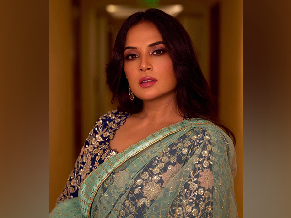 Richa Chadha begins shooting for ‘Aaina’