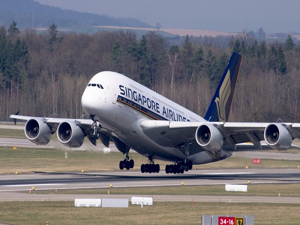 Singapore Airlines posts another record quarter