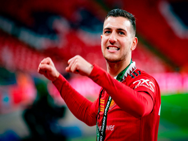 “He’s having really good impact on my career”: Diogo Dalot on Manager Ten Hag’s impact