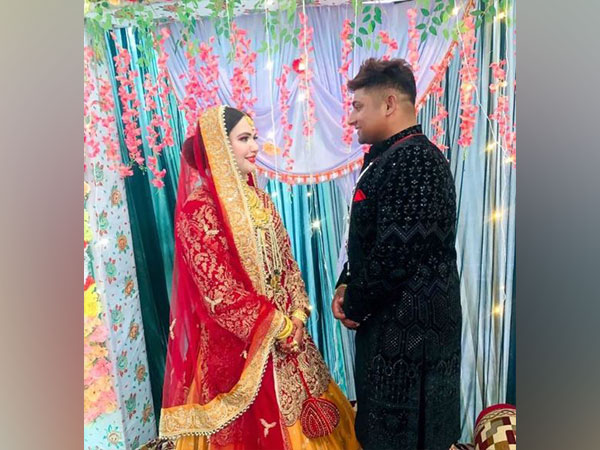 Cricketer Sarfaraz Khan gets married in Kashmir