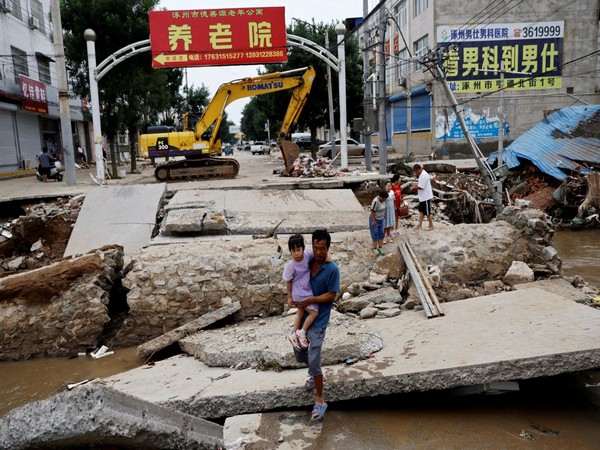 4 dead, 14 missing in mountain flooding and mudslides