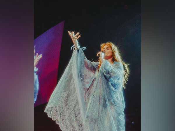 Florence Welch undergoes emergency surgery