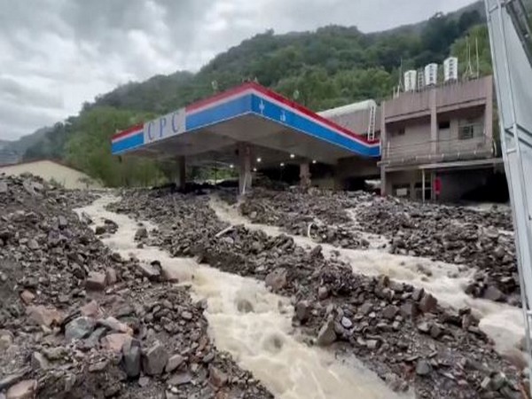 Typhoon Haikui makes landfall in Taiwan