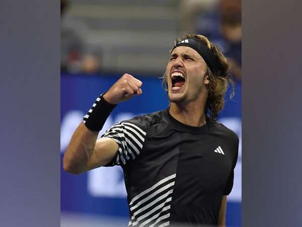 Zverev storms into quarter-finals defeating Sinner in five-set