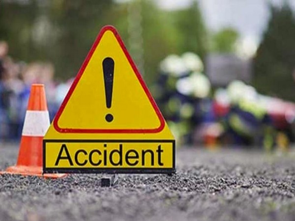 4 killed, 14 injured in road accident in Pakistan’s Nowshera