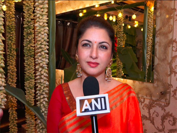 Indian actress Bhagyashree prays for success of son’s film ‘Aankh Micholi’