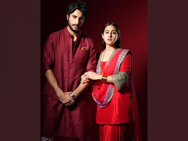 Indian Actors Sara, Ibrahim don traditional look