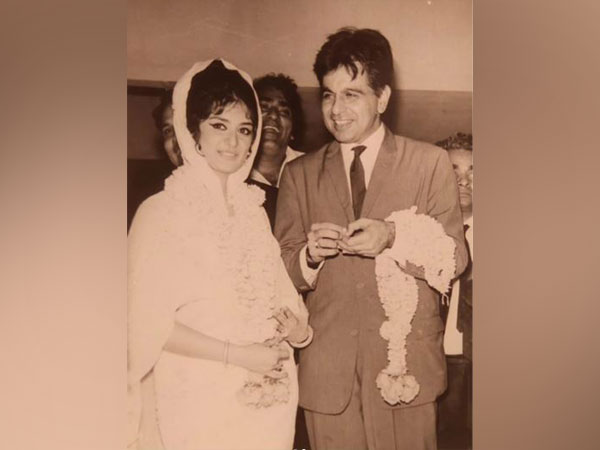 Veteran actor Saira cherishes engagement date with Dilip Kumar