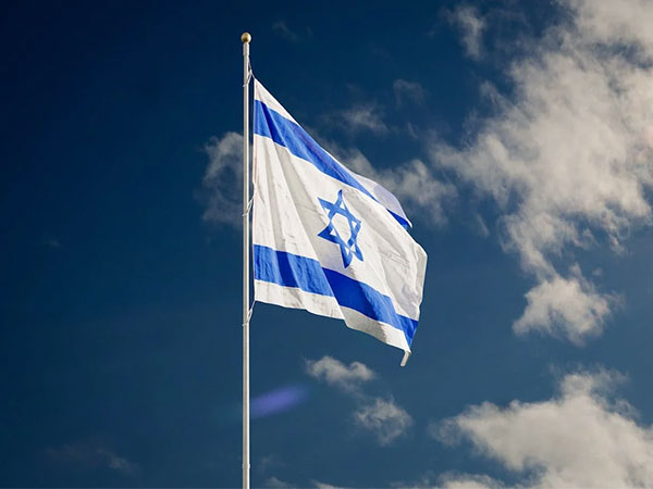 Thousands attend priestly blessing at Jerusalem’s western wall