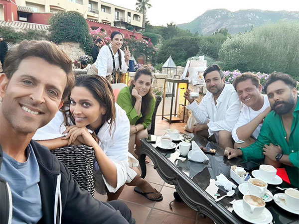 Indian Actor Hrithik and Deepika Pose Amid ‘Fighter’ Shoot in Italy