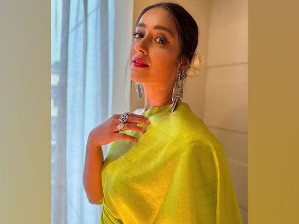 Indian Actor Ileana D’Cruz Concerned About Baby’s Pain