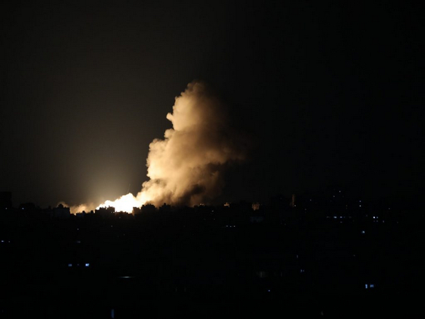 Airstrikes Pound Hamas; Israeli Toll Soars