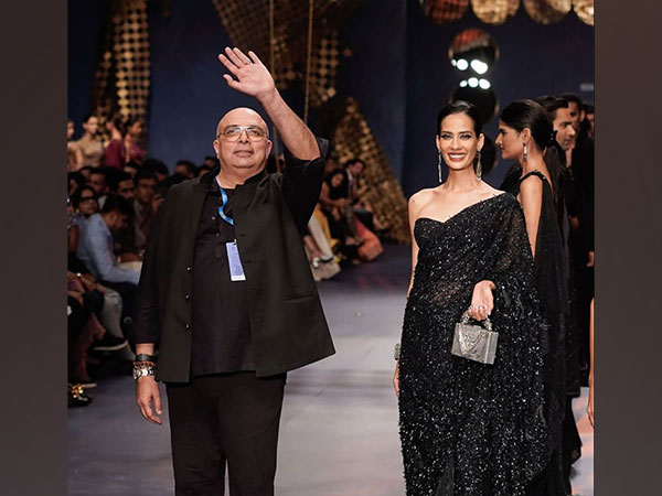 Ace designer Tarun Tahiliani’s LFW 2023 Collection Celebrates Self-Expression