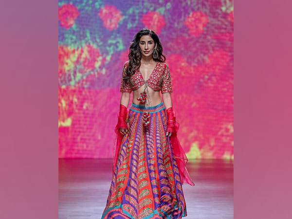 Indian actress Parul Gulati dazzles in vibrant ghagra choli at Lakme Fashion Week