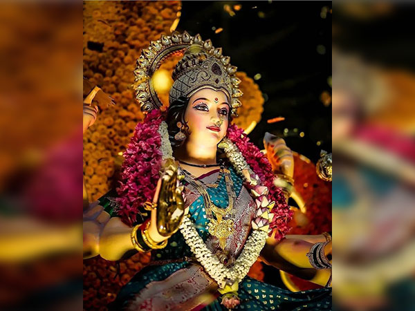 Navratri 2023 Begins with Ghatsthapna and Puja