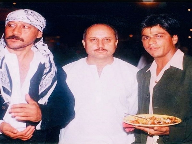 Anupam Kher shares throwback picture with Shahrukh Khan, Jackie Shroff