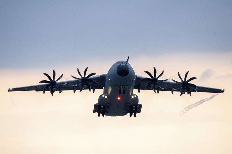 First Czech flight evacuates personnel from Kabul