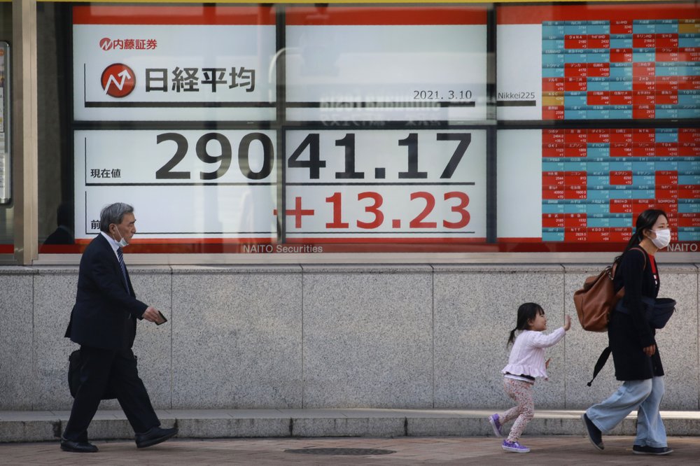 Asian stocks follow Wall St higher after tech rally