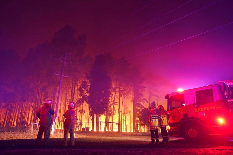 56 homes lost, more threatened in Australian wildfire