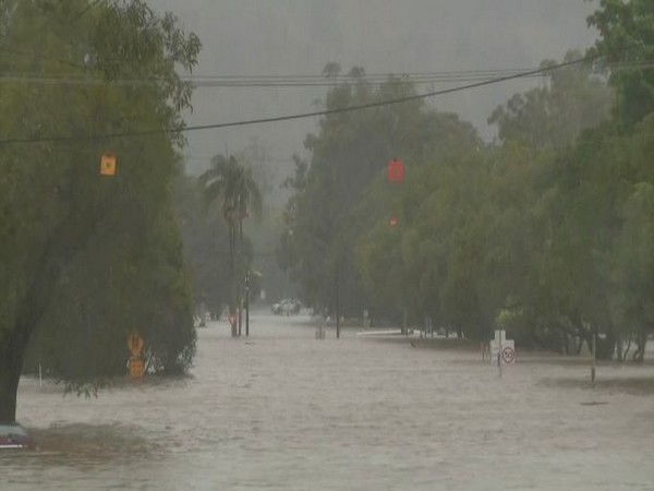 Heavy rains bring ‘life-threatening emergency’ in Sidney