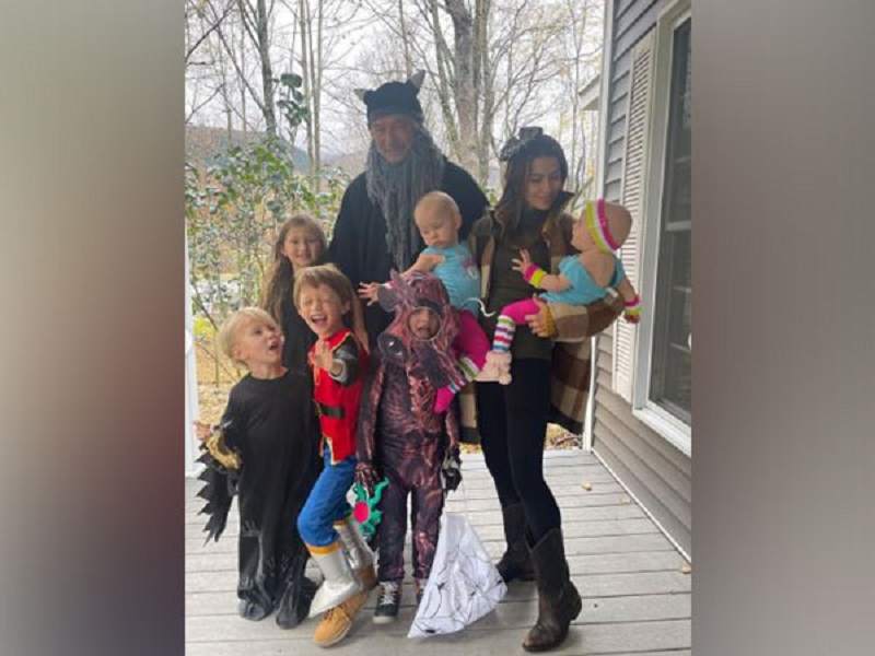 Alec Baldwin and family celebrate Halloween days after on-set ‘Rust’ shooting