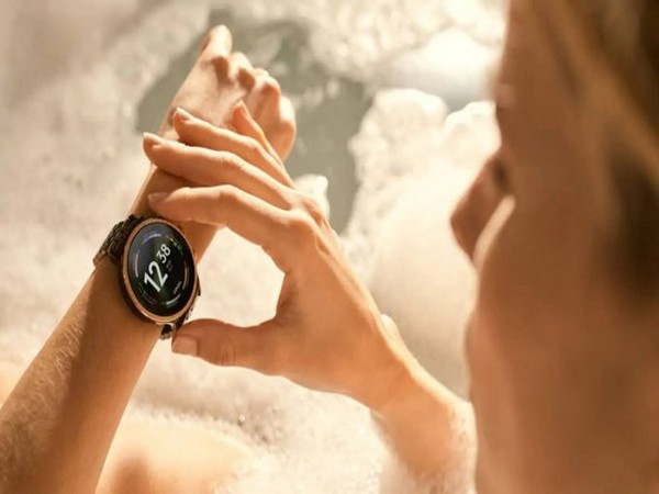 Fossil collaborating with Google to make its new companion app