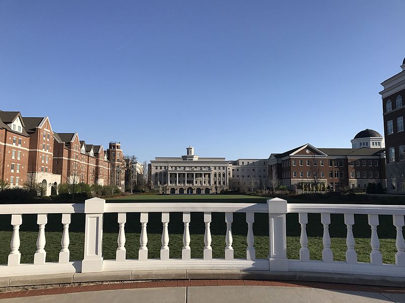 Belmont University names ballroom after Brad Paisley, wife