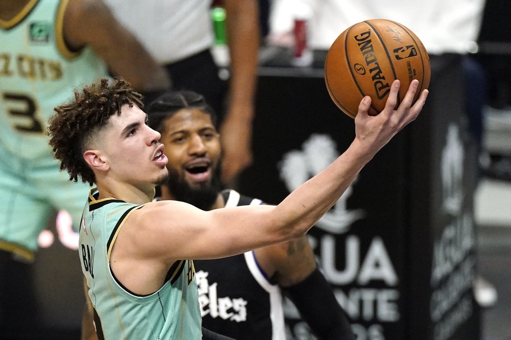 LaMelo Ball expected to miss the rest of the season