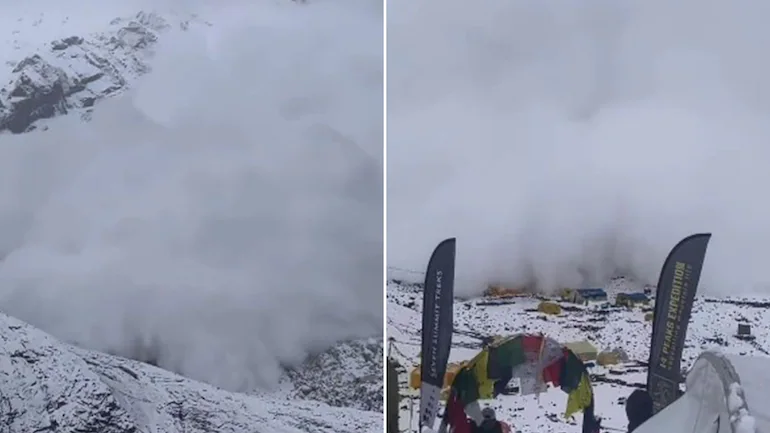 Huge avalanche hits  Manaslu Base Camp