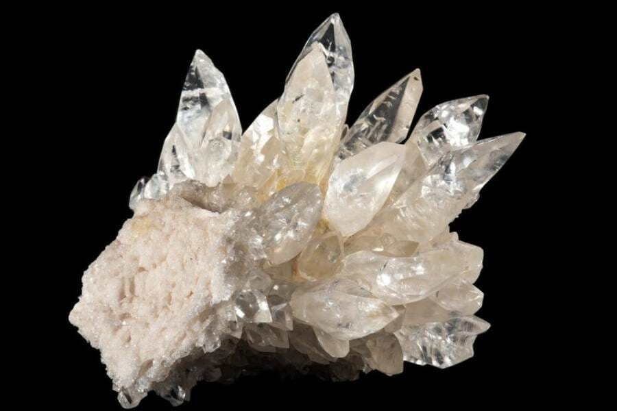 Luminous rock confirmed to be quartz crystal, weighs over 52 kgs