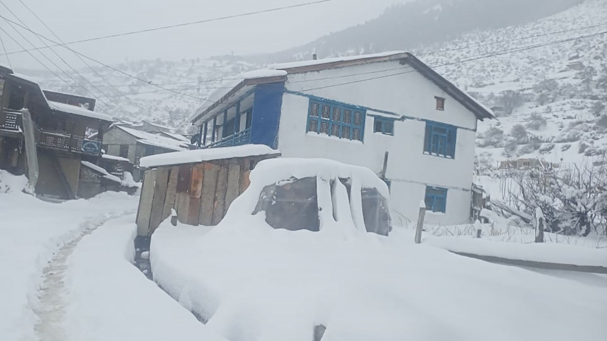 Kavrepalanchowk farmers happy after snowfall