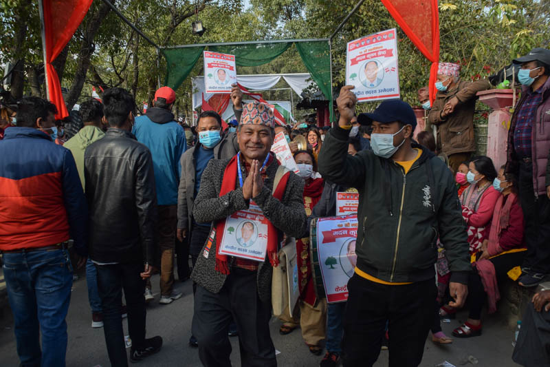 Congress election: 600 votes cast, voting takes almost an hour