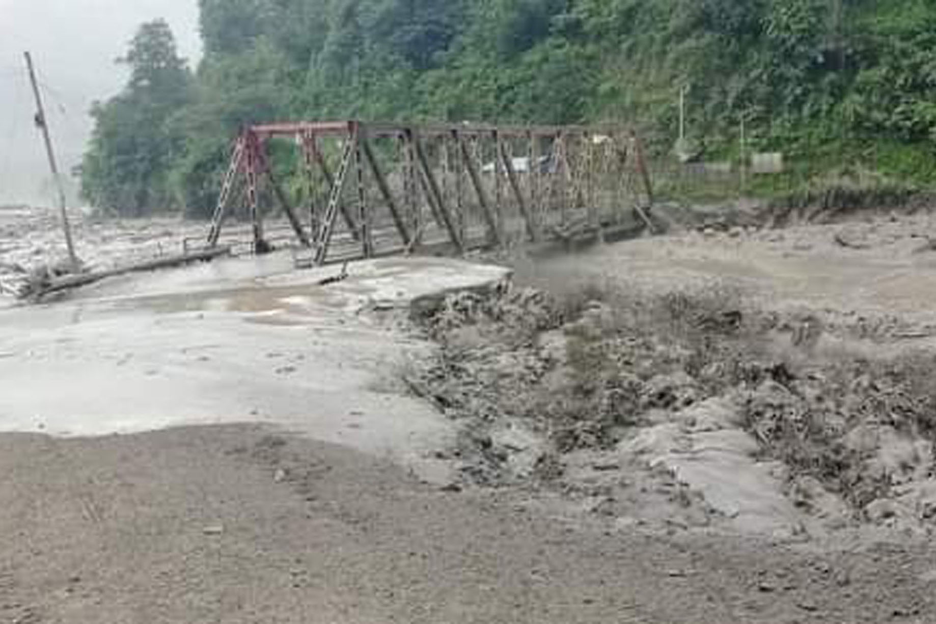 Flood destroys bridge in Sindhupalchowk